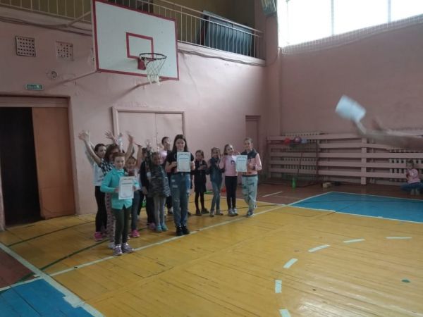 9 июня в нашем пришкольном лагере прошёл день здоровья: «Чтоб..