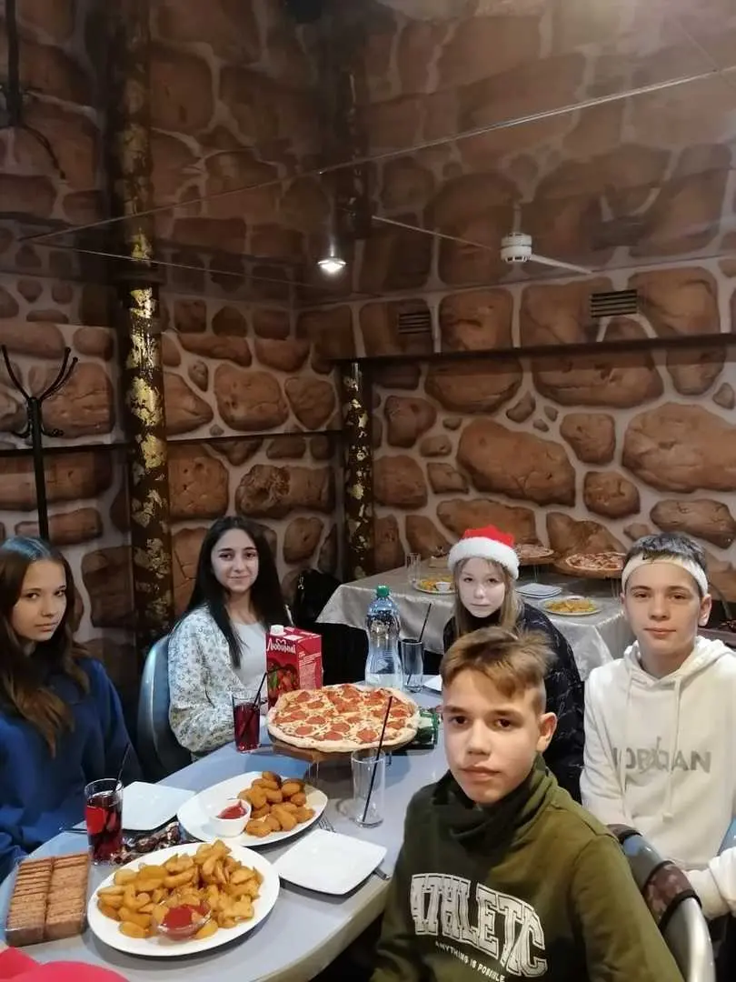 НОВЫЙ ГОД В КРУГУ ДРУЗЕЙ 🎊