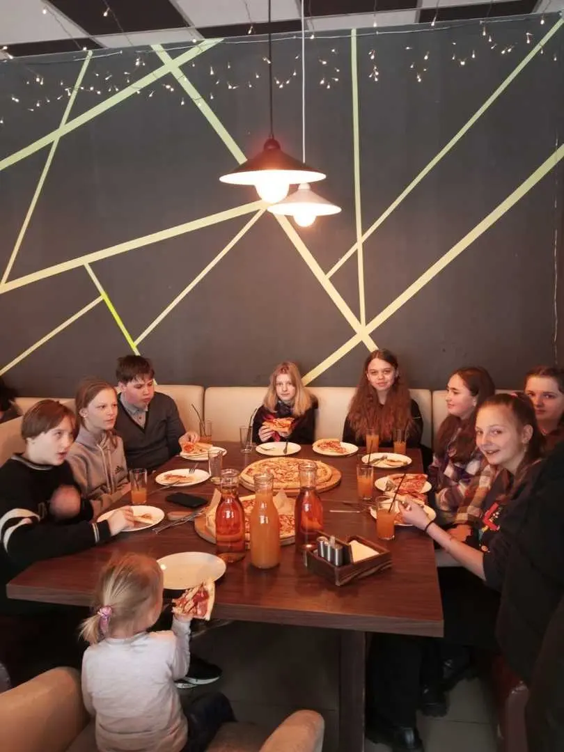 НОВЫЙ ГОД В КРУГУ ДРУЗЕЙ 🎊