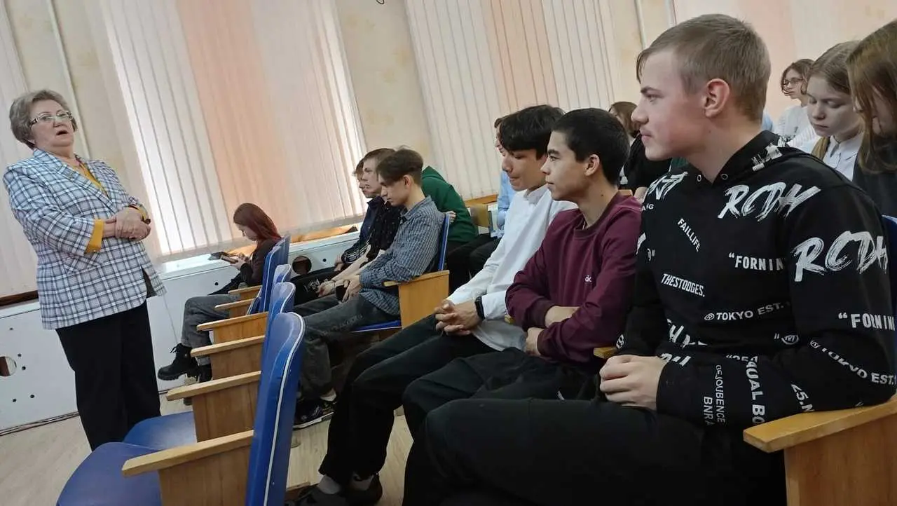 19 апреля учащиеся 9-х классов посетили Кимрский колледж, где состоялось профориентационное мероприятие для будущих студентов.