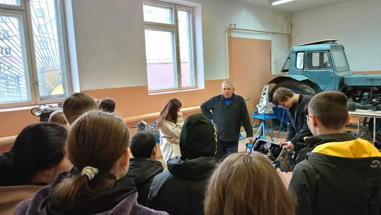 19 апреля учащиеся 9-х классов посетили Кимрский колледж, где состоялось профориентационное мероприятие для будущих студентов.