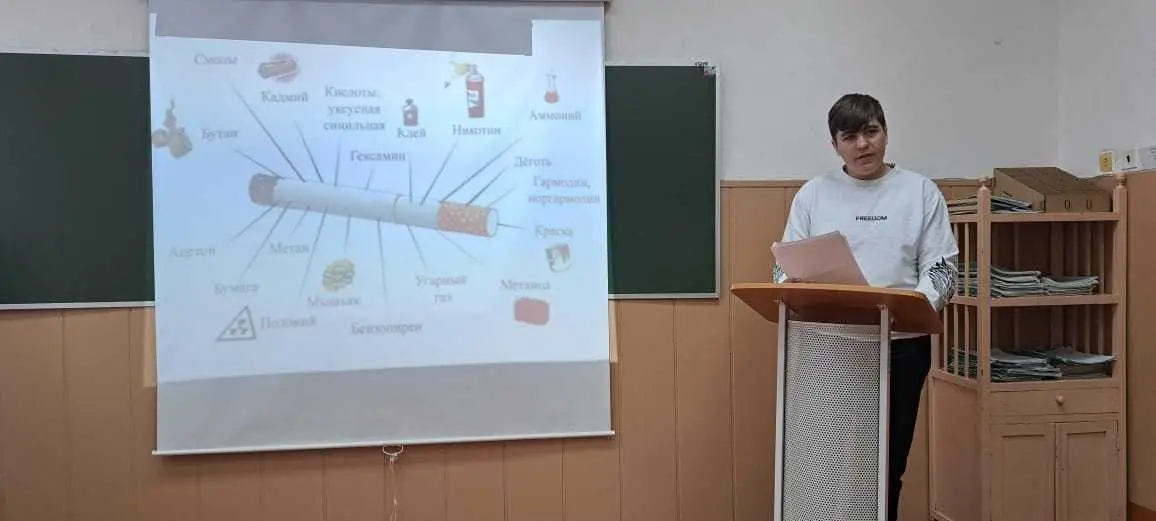 17 мая состоялась защита индивидуальных проектов обучающихся 10 класса. В течение года школьники вместе со своими научными руководителями занимались исследованиями, разбирали социально-значимые вопросы.