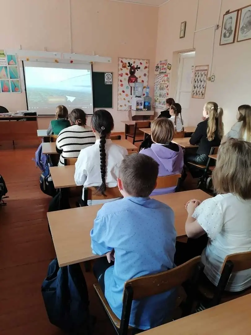 26 сентября в школе состоялось очередное занятие курса внеурочной деятельности «Россия – мои горизонты», посвященное теме «Россия аграрная: растениеводство и садоводство».
