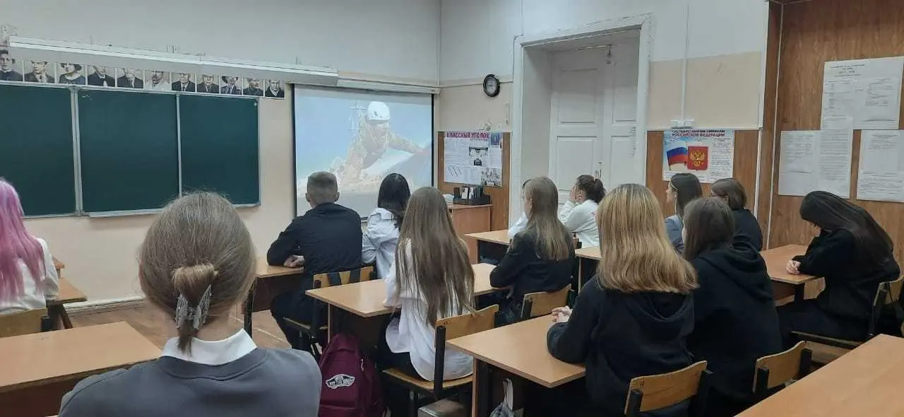 28 октября в рамках цикла внеурочной деятельности "Разговоры о важном" прошли занятия "Гостеприимная Россия ко "Дню народного единства".