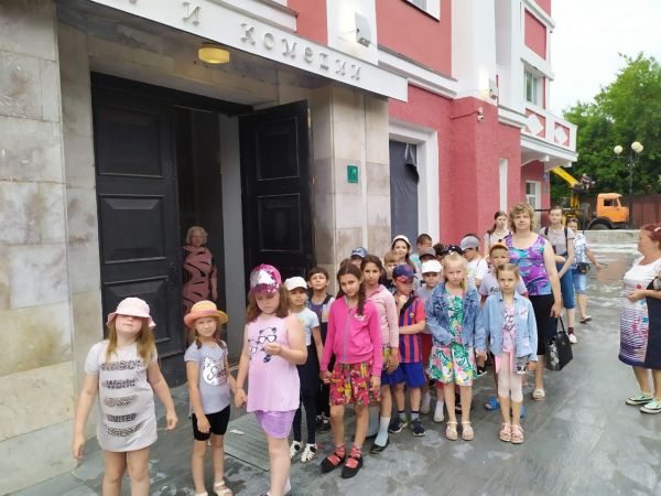 Жизнь нашего лагеря насыщенная, познавательная, занимательная..